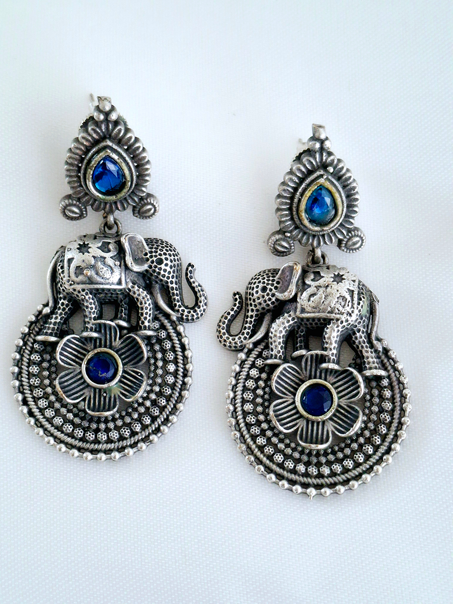 Antique Elephant Floral Oxidised Stone Earring
