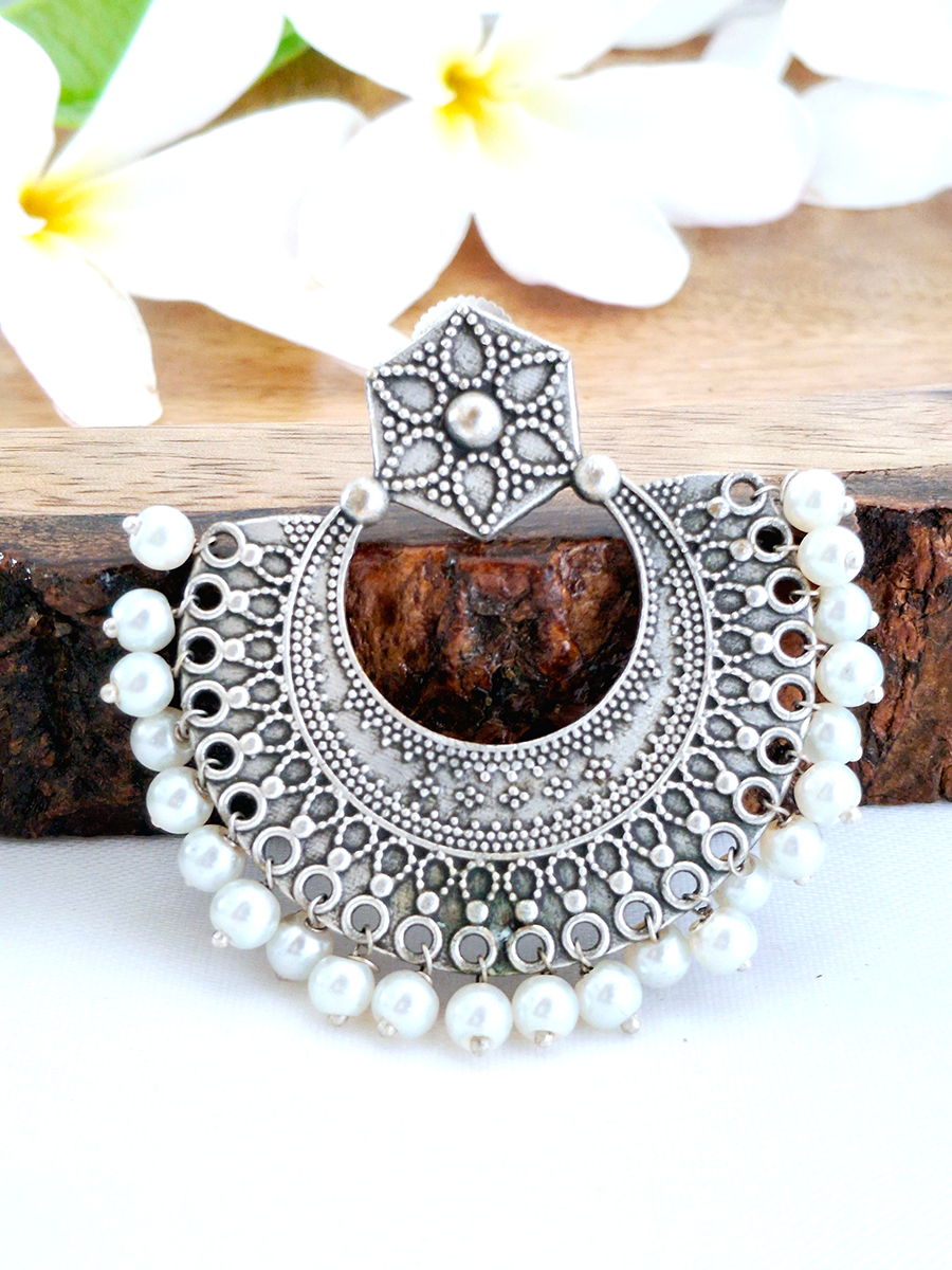 Chandbali Pearl Round Jhumka Earing