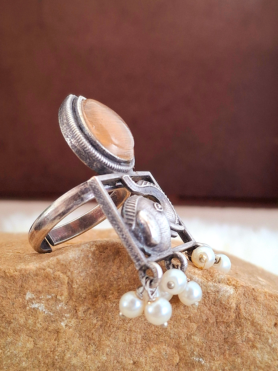 Elephant Face Monalisa Stone Oxidised Ring