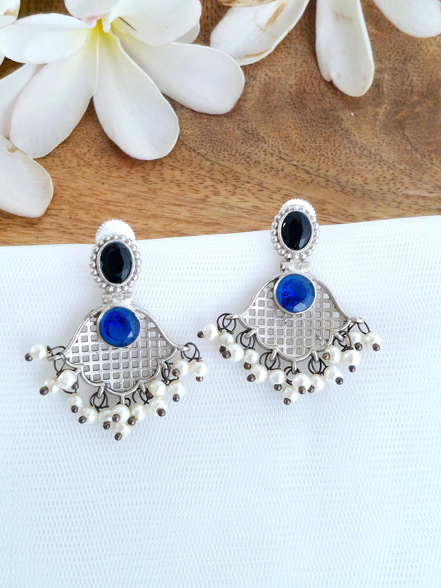 Jhalar Oxidised Stone Jhumki Earing with Pearl
