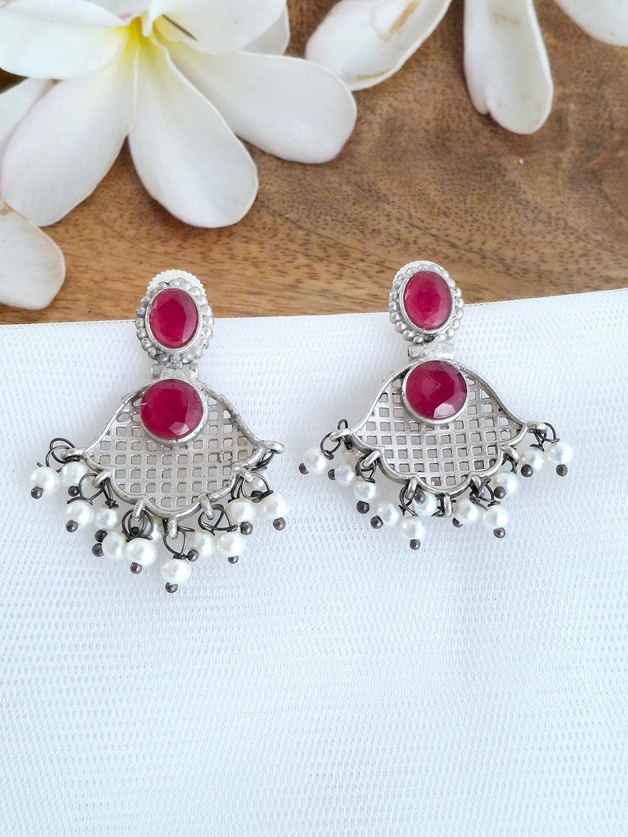 Jhalar Oxidised Stone Jhumki Earing with Pearl
