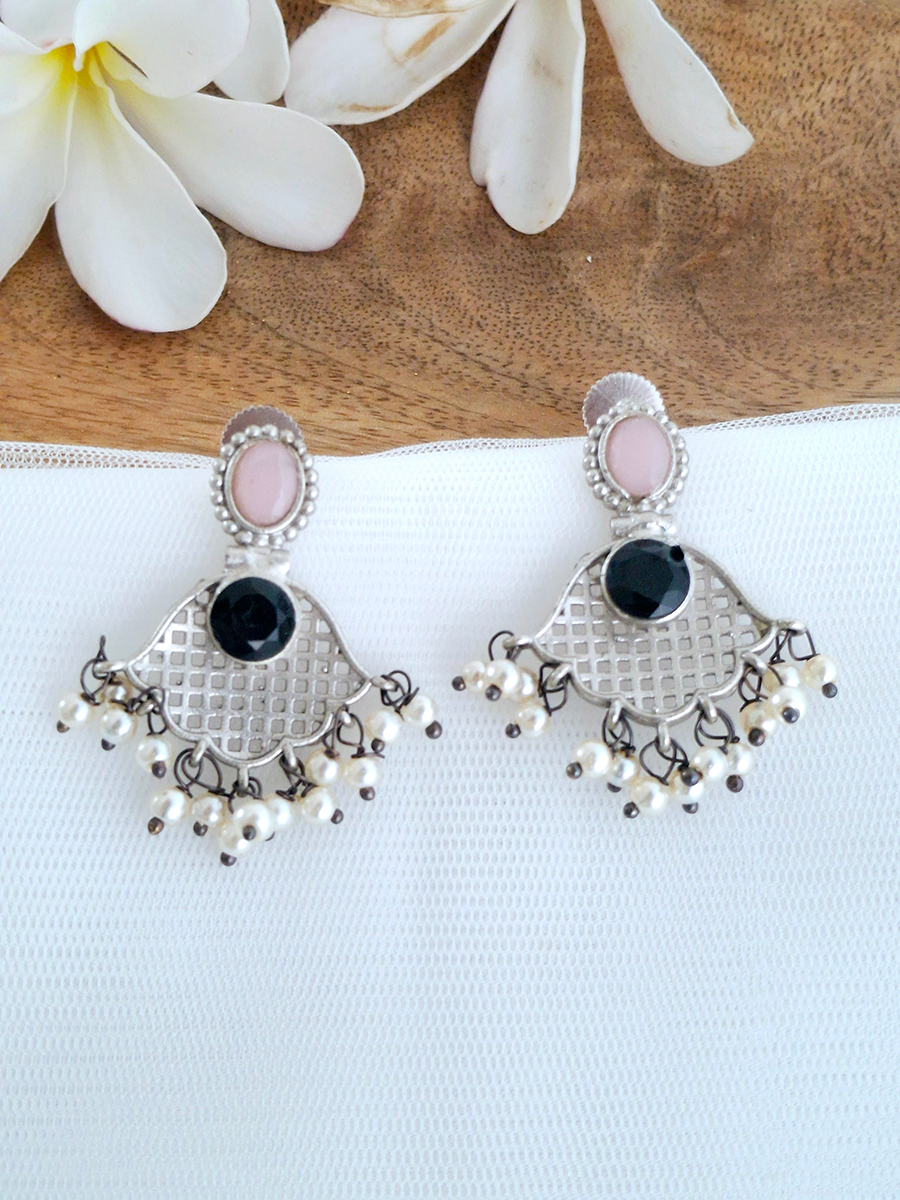 Jhalar Oxidised Stone Jhumki Earing with Pearl