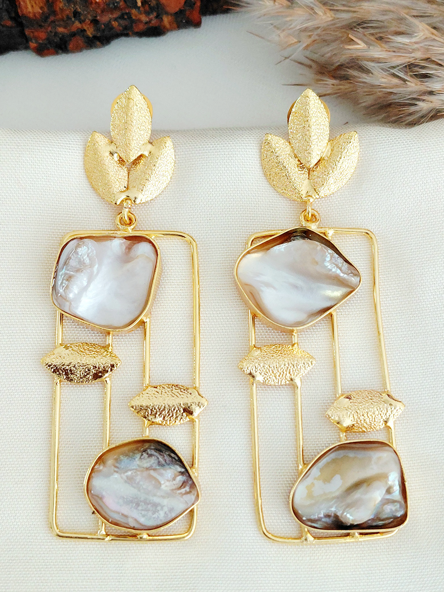 Mother of Pearl Leaf Style Dangler Earring