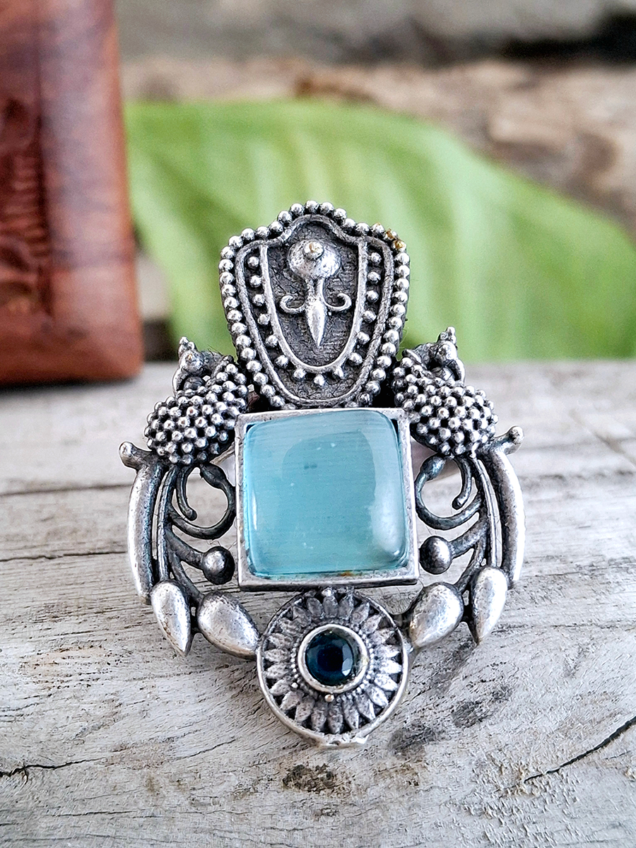 Royal Peacock Big Stone Oxidised Ring