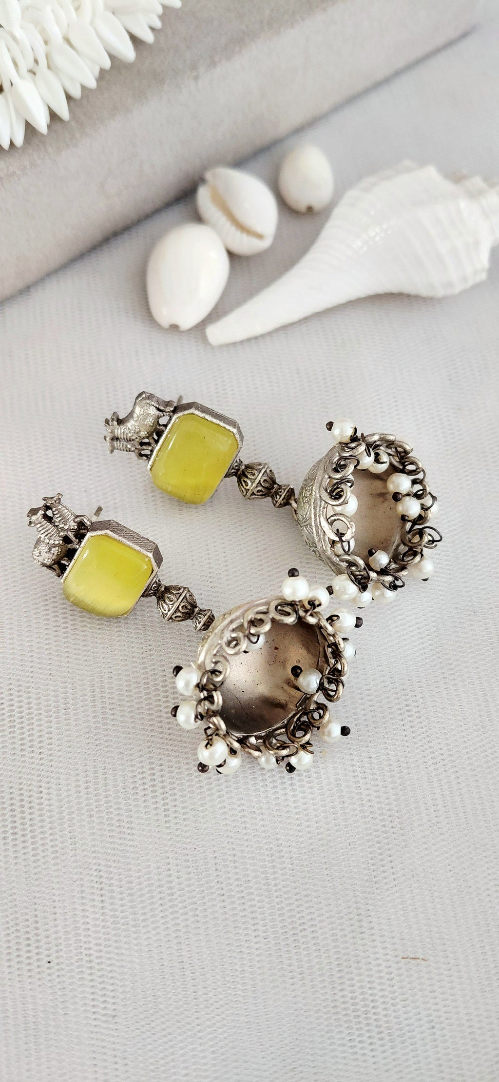 Silver Replica Nandi Minimal Jhumki