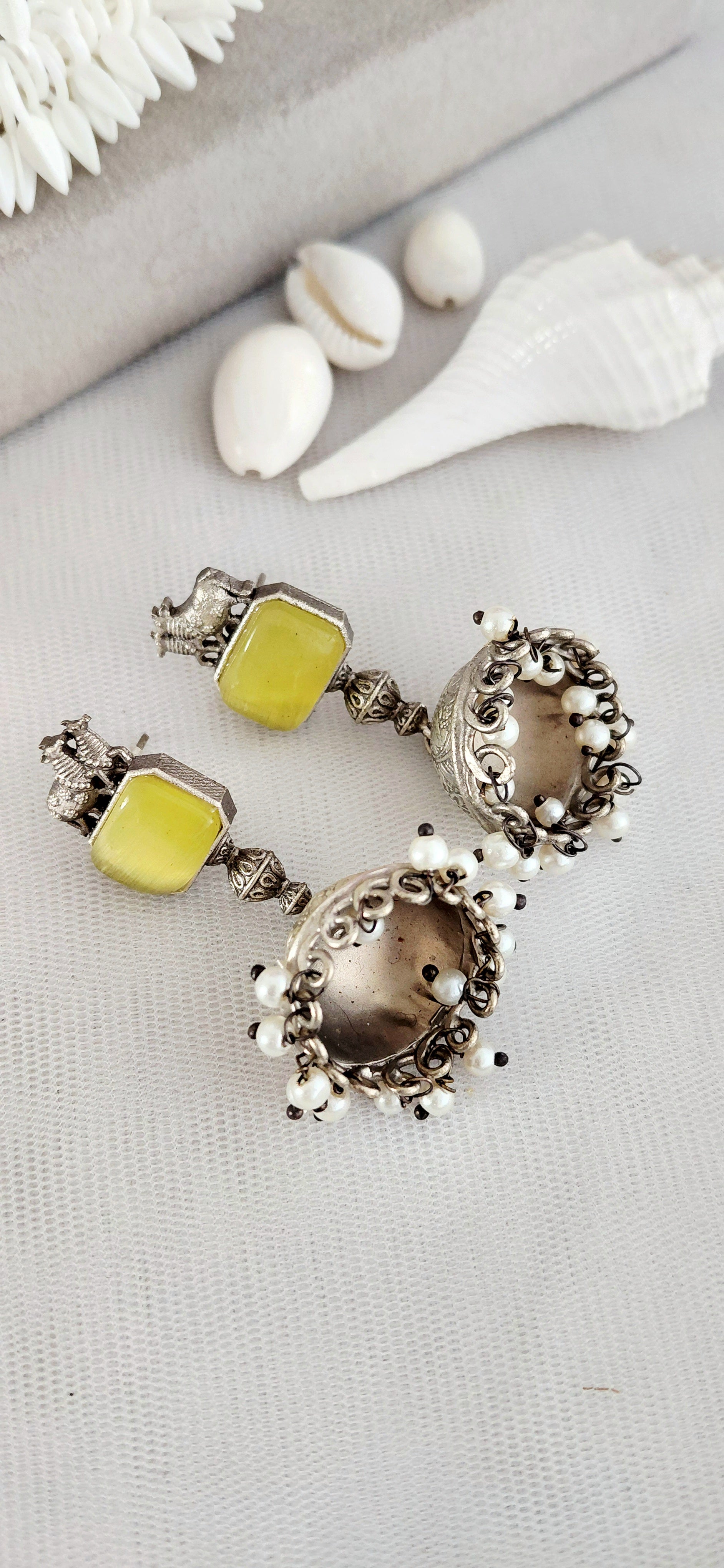 Silver Replica Nandi Minimal Jhumki