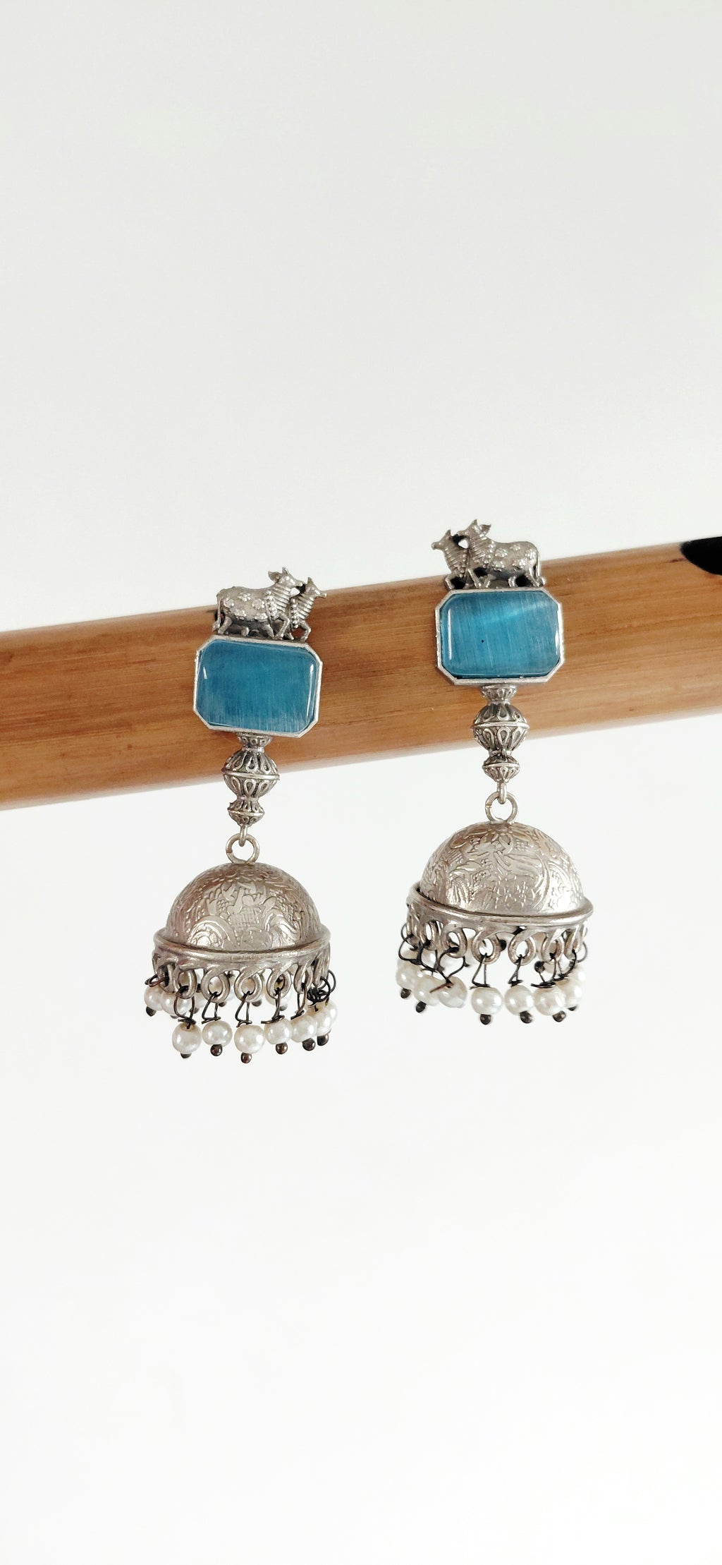 Silver Replica Nandi Minimal Jhumki